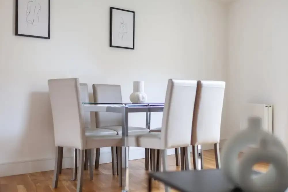 3 Bed Flat by Limehouse Basin - photo 10
