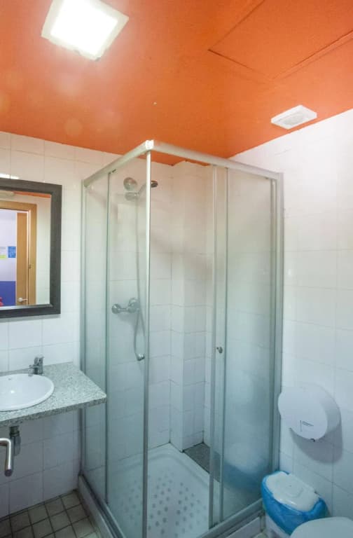 Hostel One Sants - photo 8