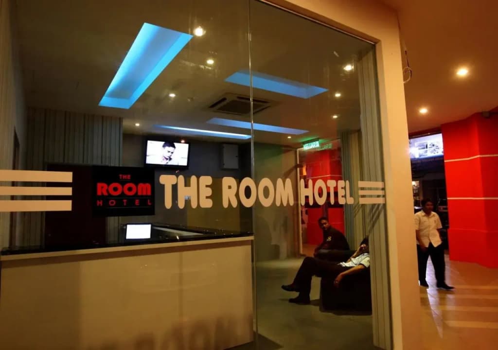 The Room Hotel - photo 11