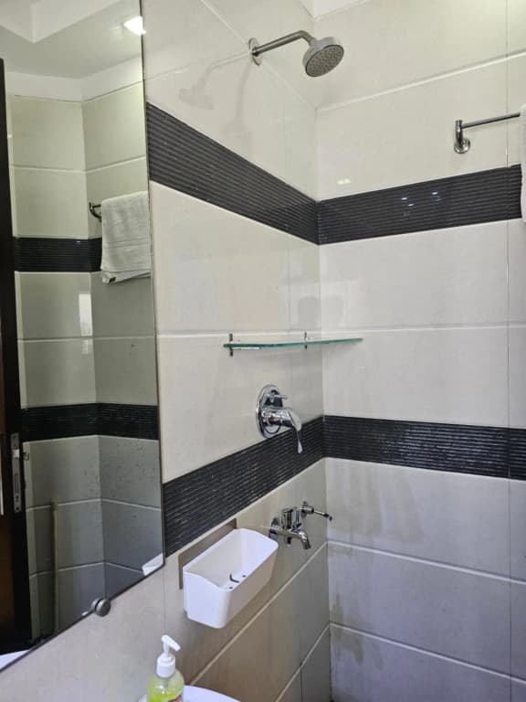 Luxurious 3Bhk Apartment! - photo 25