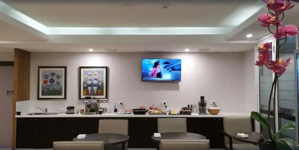 Megaboom City Hotel - photo 19