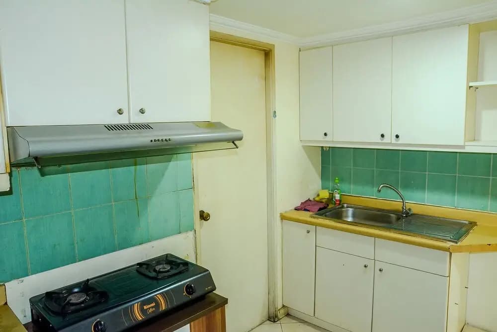 Best Location Taman Anggrek Apartment - photo 17