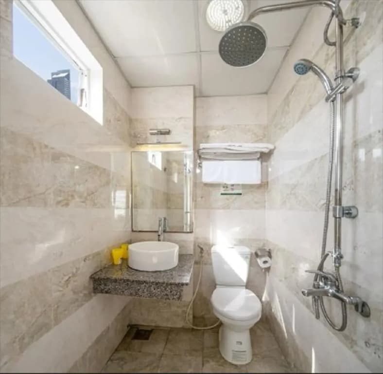 Little Gold Hotel - photo 7
