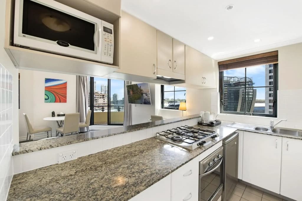 YEHS Hotel Sydney Harbour Suites - photo 19