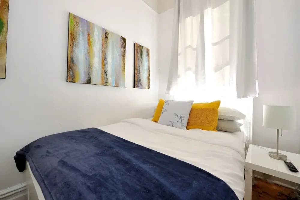 Midtown West Furnished Apartment 3BR Perfect Share - photo 1