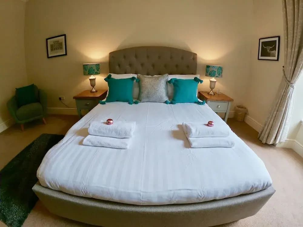 Escape To Edinburgh @ Broughton Place - photo 2