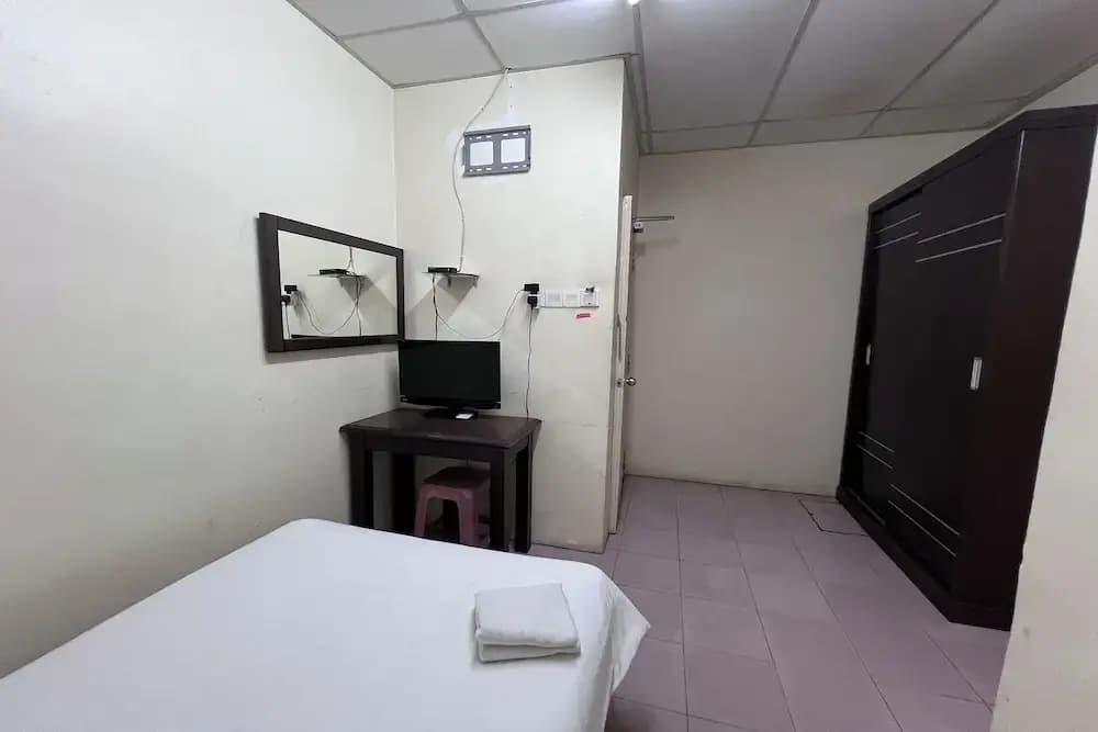Seri Kemaman Inn, Chukai Terengganu - photo 19