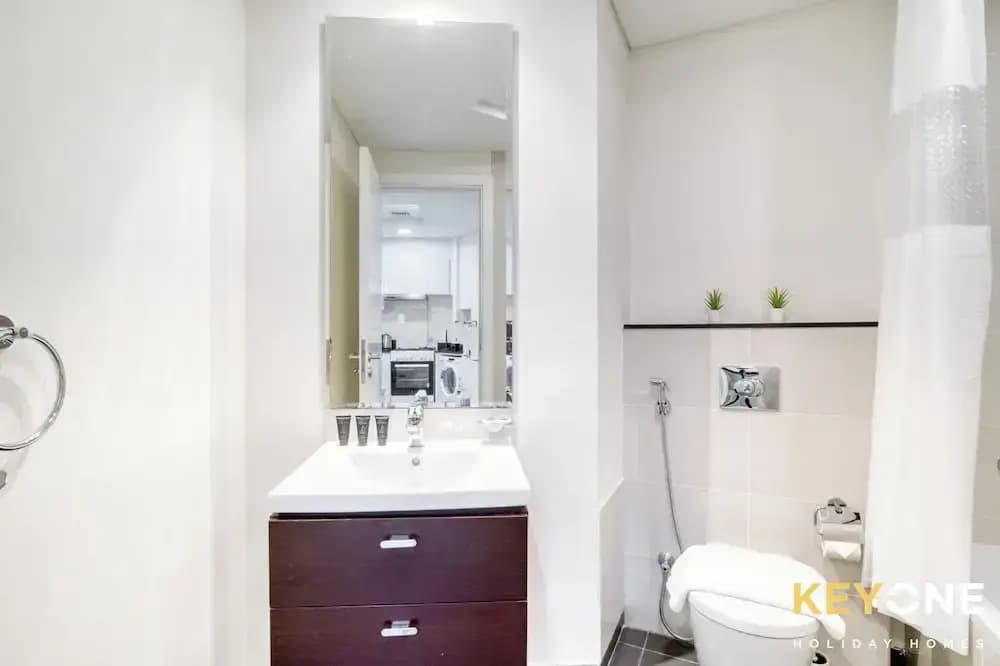 Viridis Living Chic and Spacious 1BR - photo 16