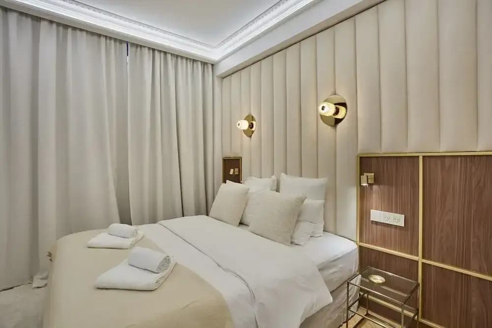 Elegant Flat Matignon Avenue Faubourg St Honore - photo 2