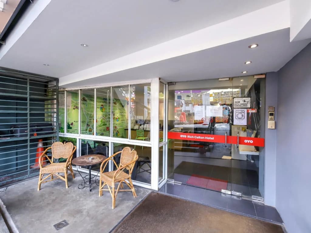 OYO 1003 Rich Calton Hotel - photo 16
