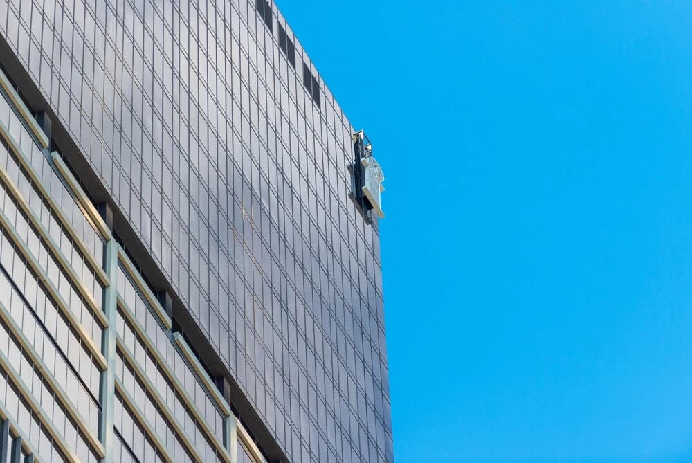 Flying views over the CBD - photo 1