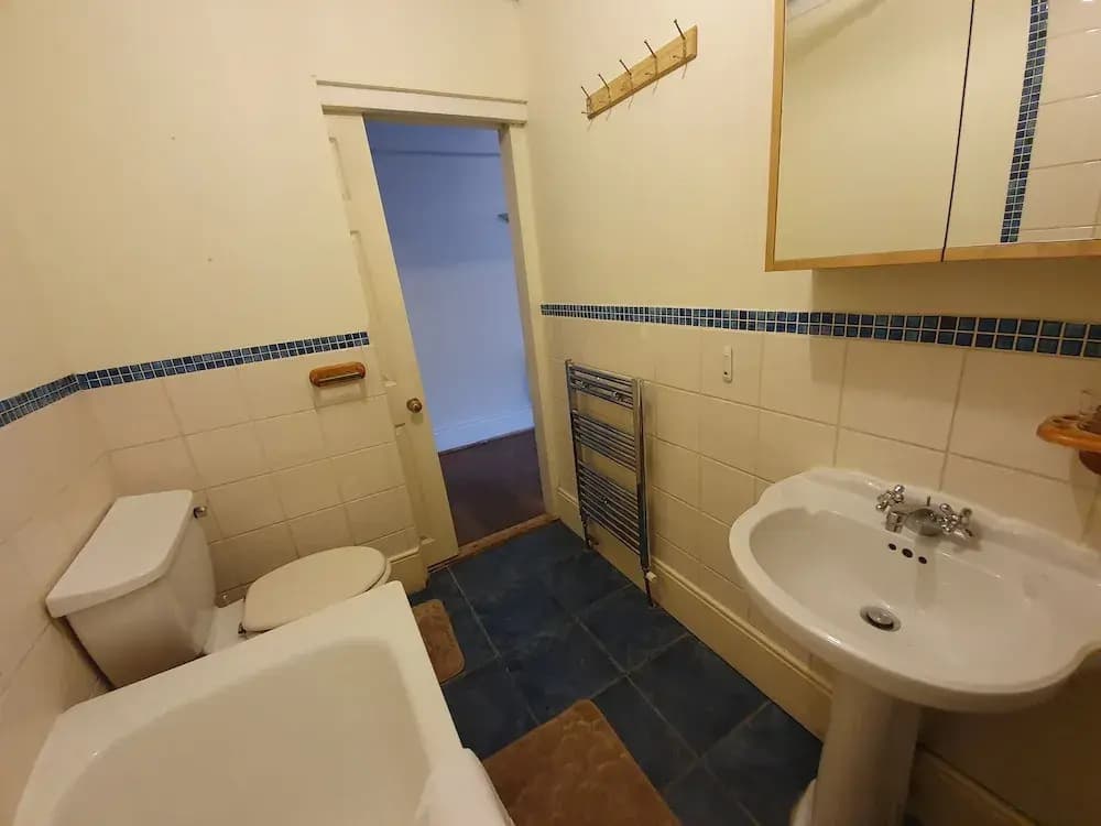 Old Street Apartments - photo 8