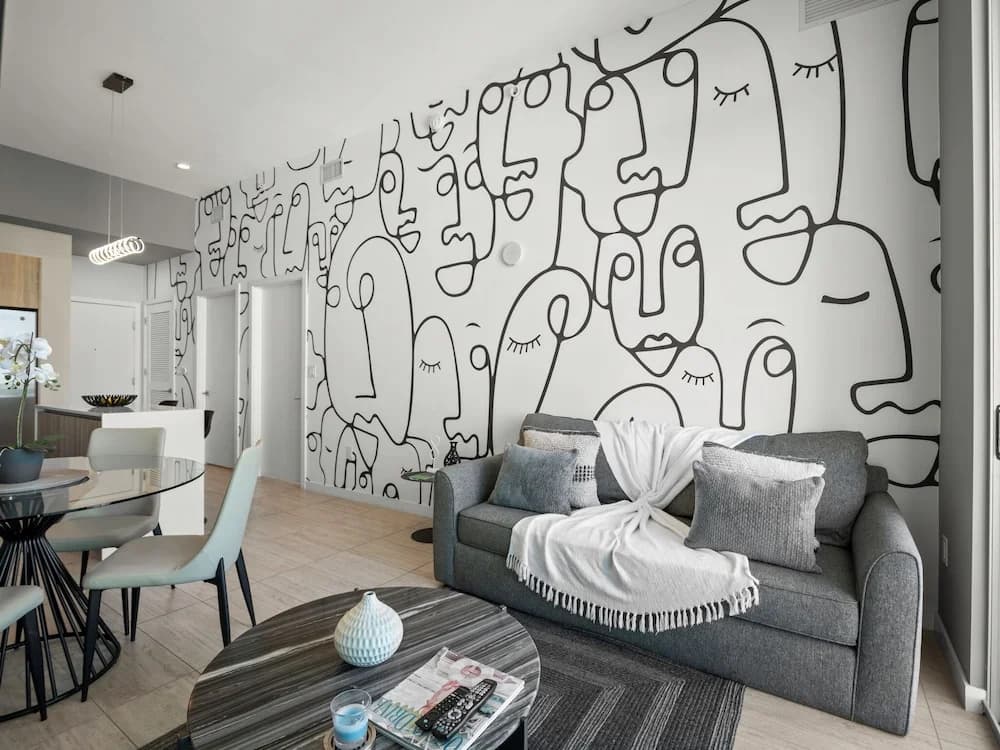 Modern Condo in Design District - photo 13