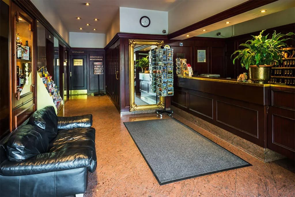 Hotel Panorama Am Adenauerplatz - photo 15