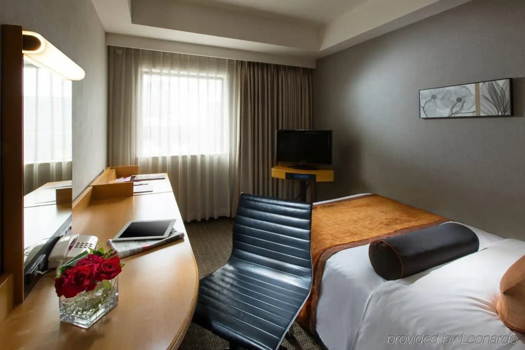 ANA Crowne Plaza Osaka - photo 4