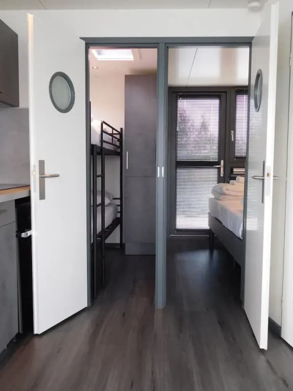 Houseboat Schellingwouderdijk - photo 4
