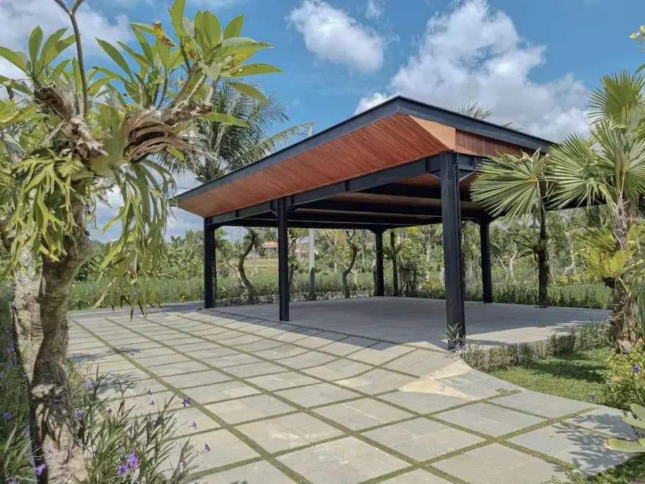 BRAND NEW Luxurious 5 Bedroom Villa with Exotic View - photo 6