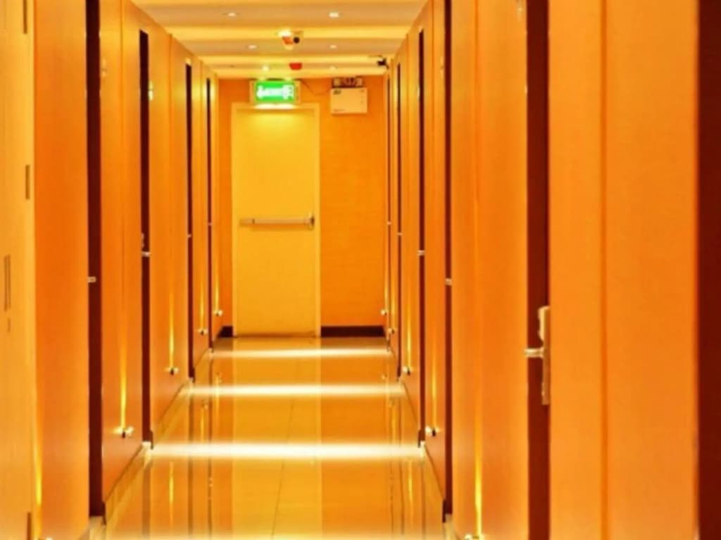 Int Place - photo 11