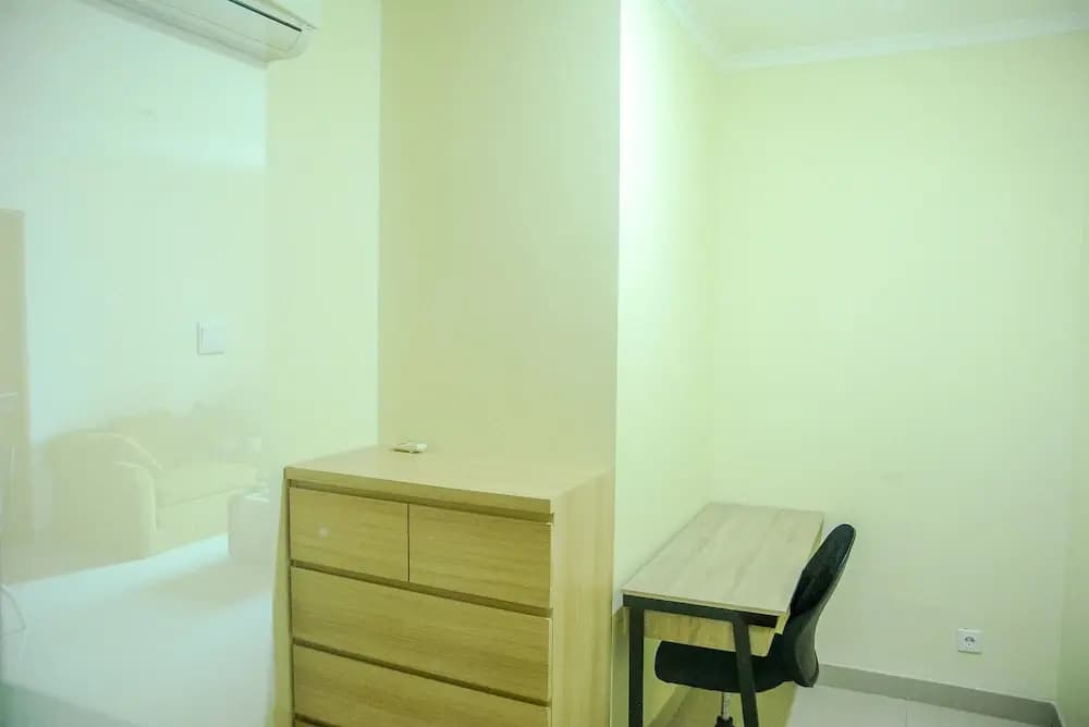 Best Spacious Hampton's Park Apartment - photo 1