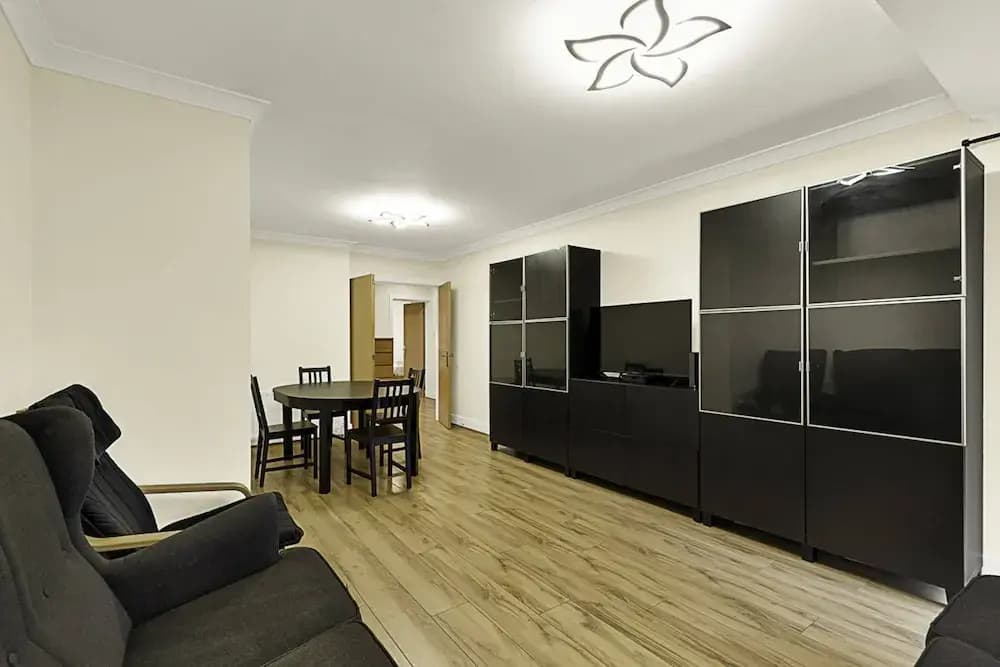 Charming Centrally Located Wimbledon Flat - photo 10