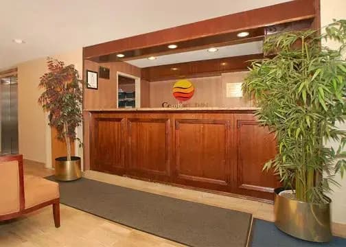 Quality Inn Convention Center - photo 2