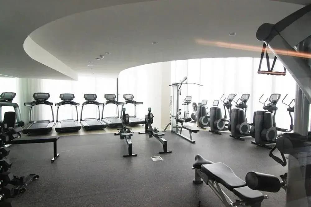 IfStays EQ Tower Apartment - photo 13