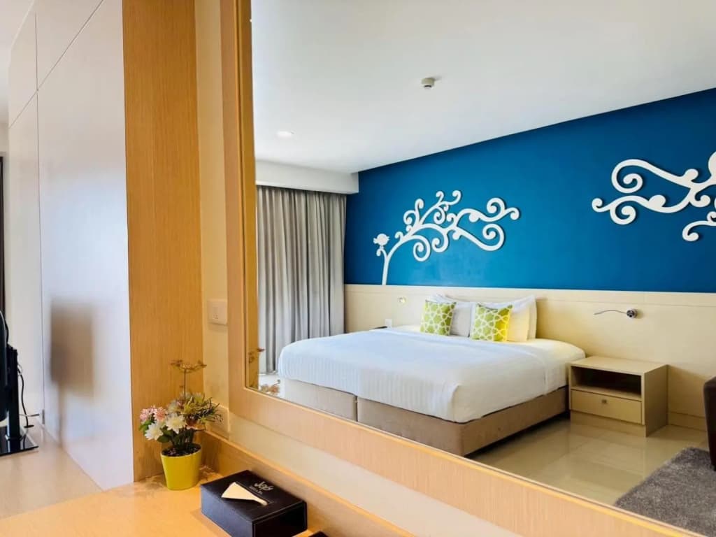 Jolly Suites Petkasem - photo 6