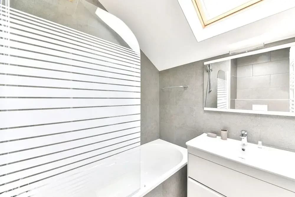 Luxury Apartment in the center of Paris - photo 7