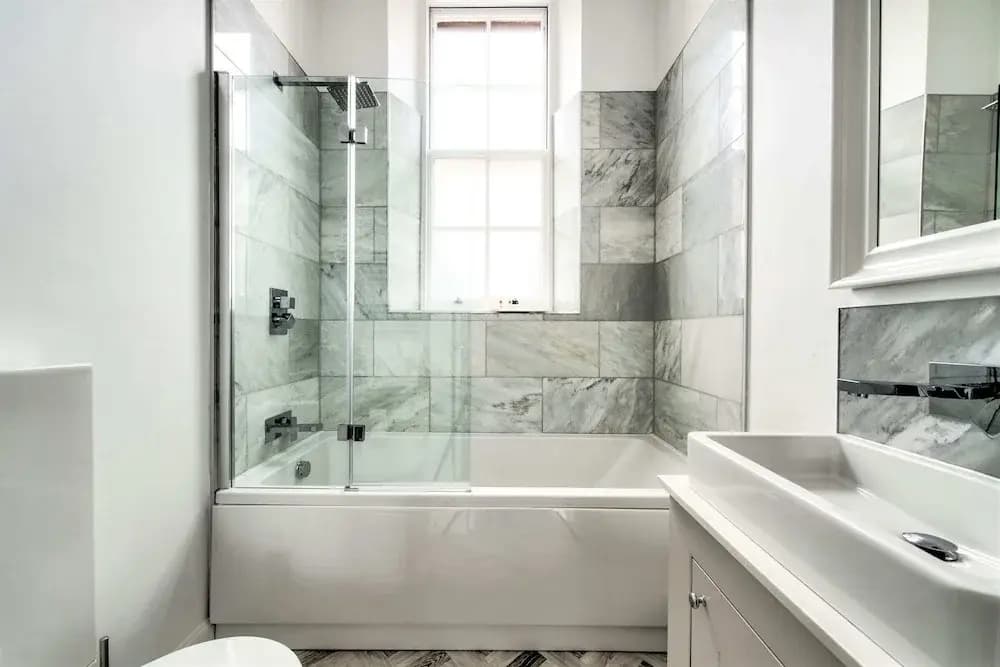Stunning 2bdr Georgian Flat - photo 7