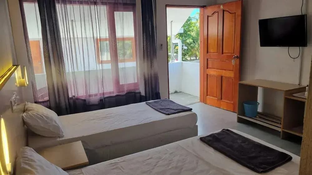 Avanti Surf & Stay - photo 4