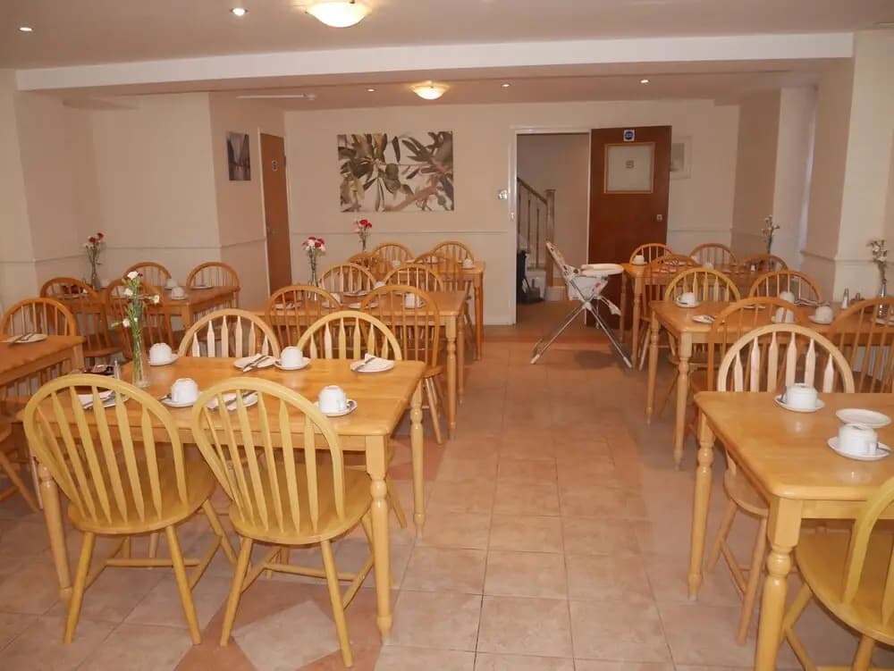 Pacific Hotel - photo 16