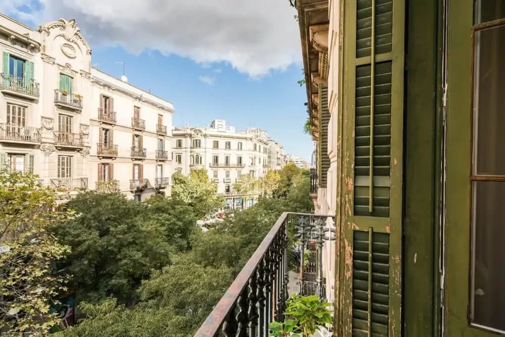 Lovely 6 BR Flat in L Eixample - photo 16