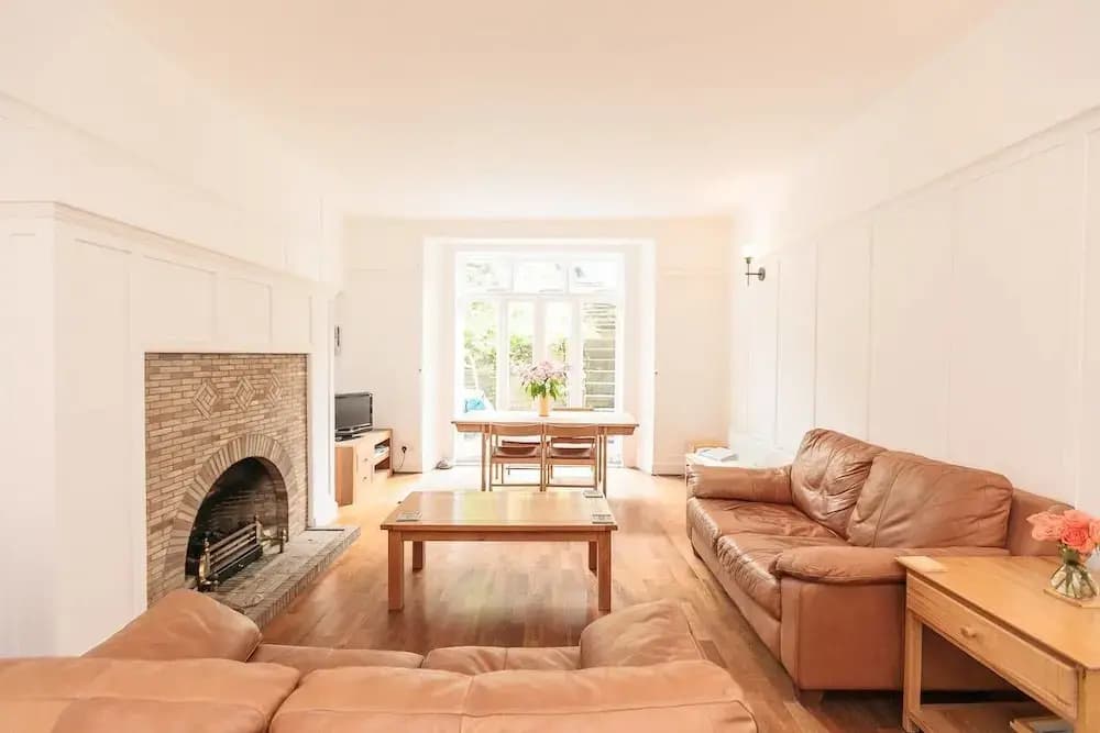 Cosy 2br, City Centre Apartment - photo 4