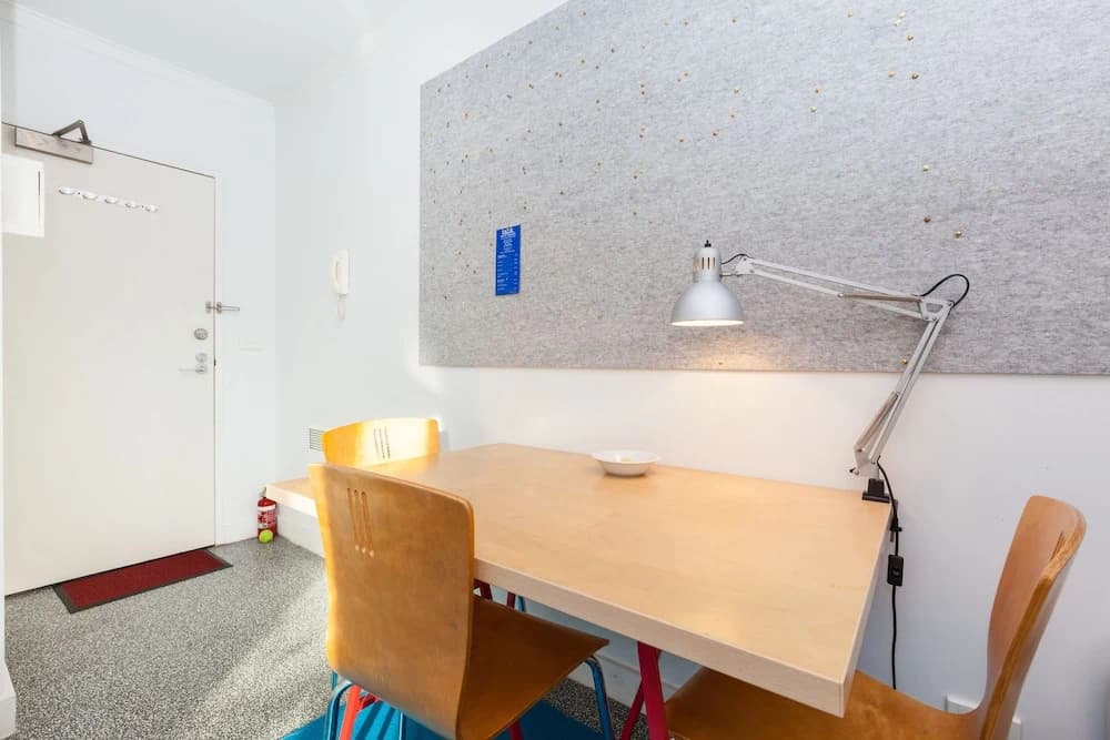 HENRIETTA, Carlton Studio Apartment - photo 8