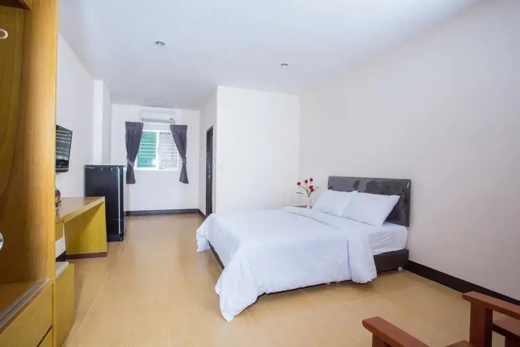 City 1 Residence - photo 6