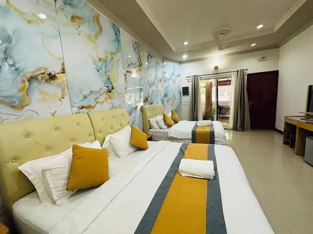 La Casa Villa - photo 2