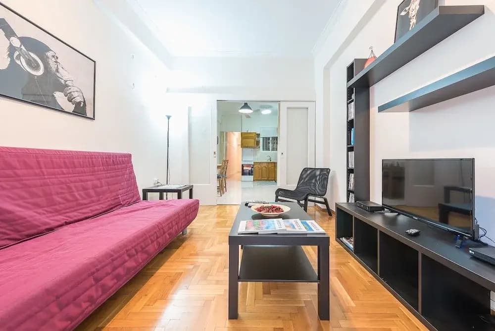 Cozy 2 Bedroom Apartment by Cloudkeys - photo 5