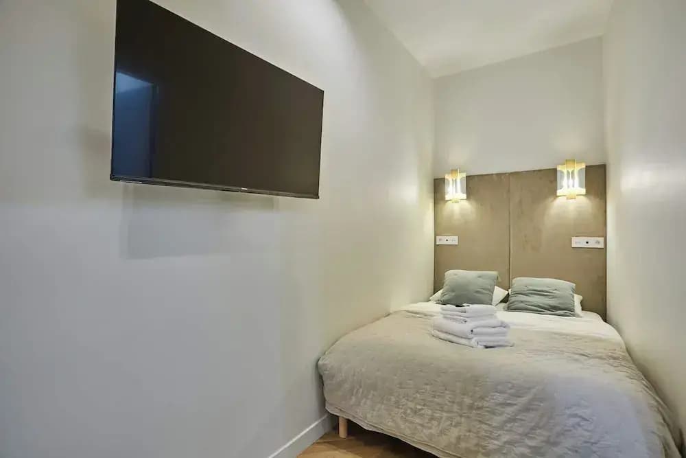 Spacious Apartment With AC - Center of Paris - photo 2