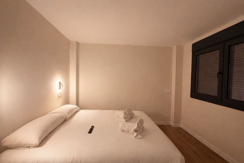Hostal Bernabeu 2 - photo 5