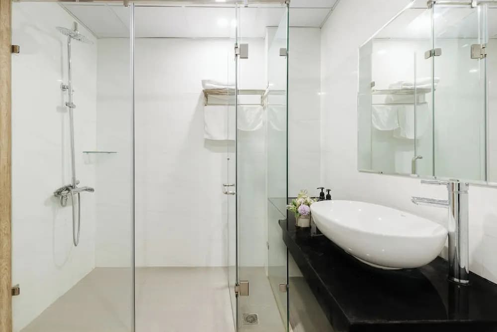VMQ Hotel - photo 10