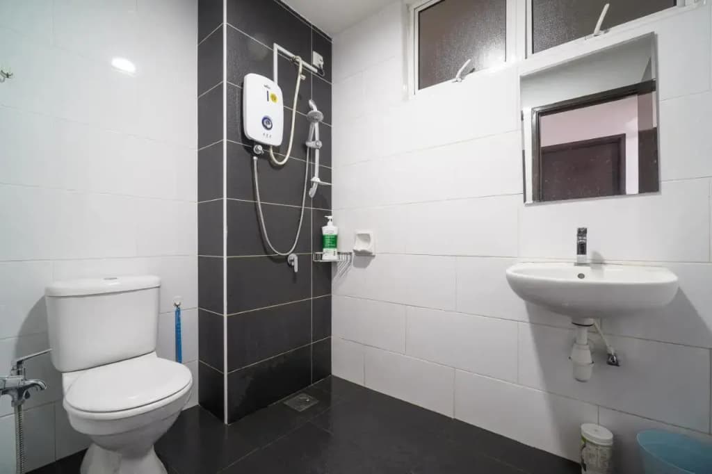 Lovely 2Br Majestic Condo 6 Pax Pool View - photo 6
