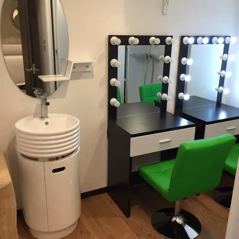 Full Cabin Hostel - photo 4