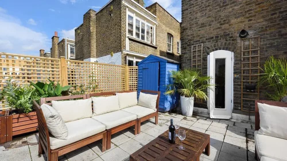 Urban Central London 2BR with Roof Terrace! - photo 3