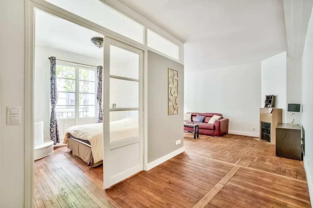 Apartment With Balcony Near Gare Montparnasse - photo 5