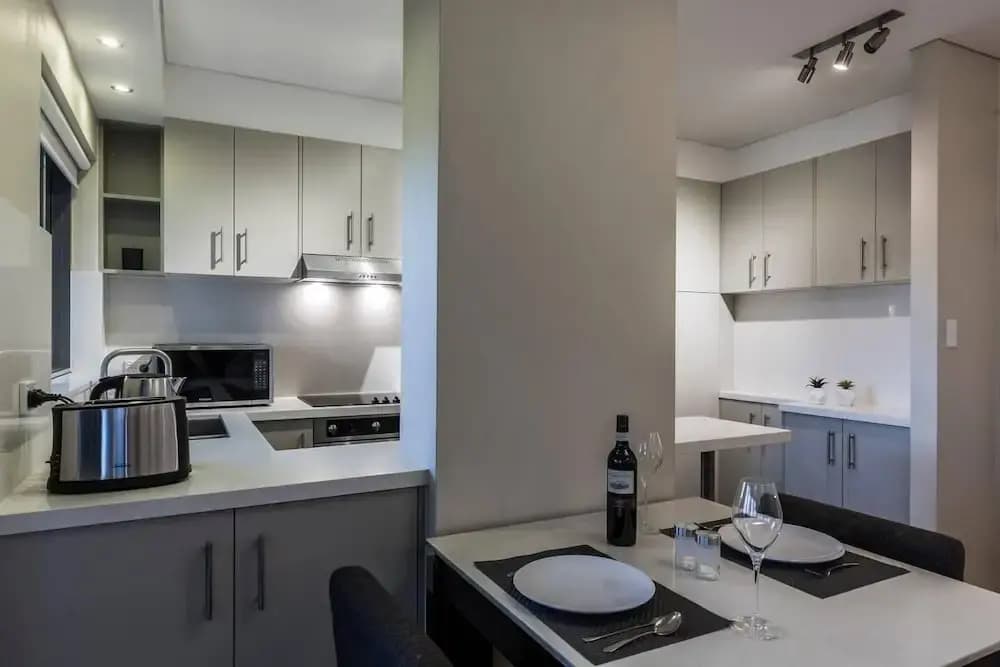 Spacious One Bedder in Sydney’s Hotspot Location - photo 18