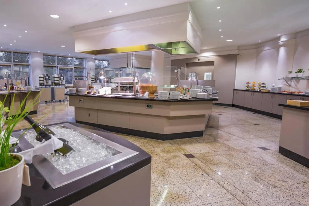 Plaza Premium Wien - photo 12