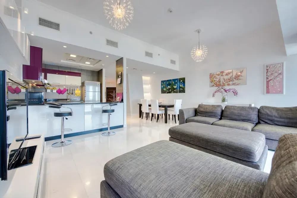 Cayan Tower by  Raine & Horne Holiday Homes - photo 1