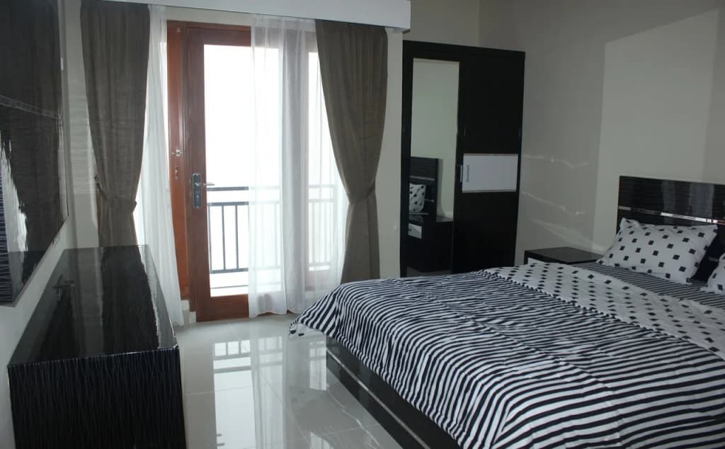 Crystal Vista Residence - photo 4