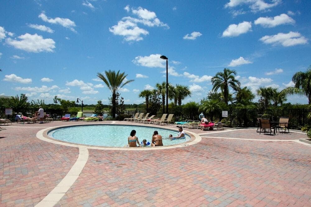 Vista Cay Apartments - photo 29