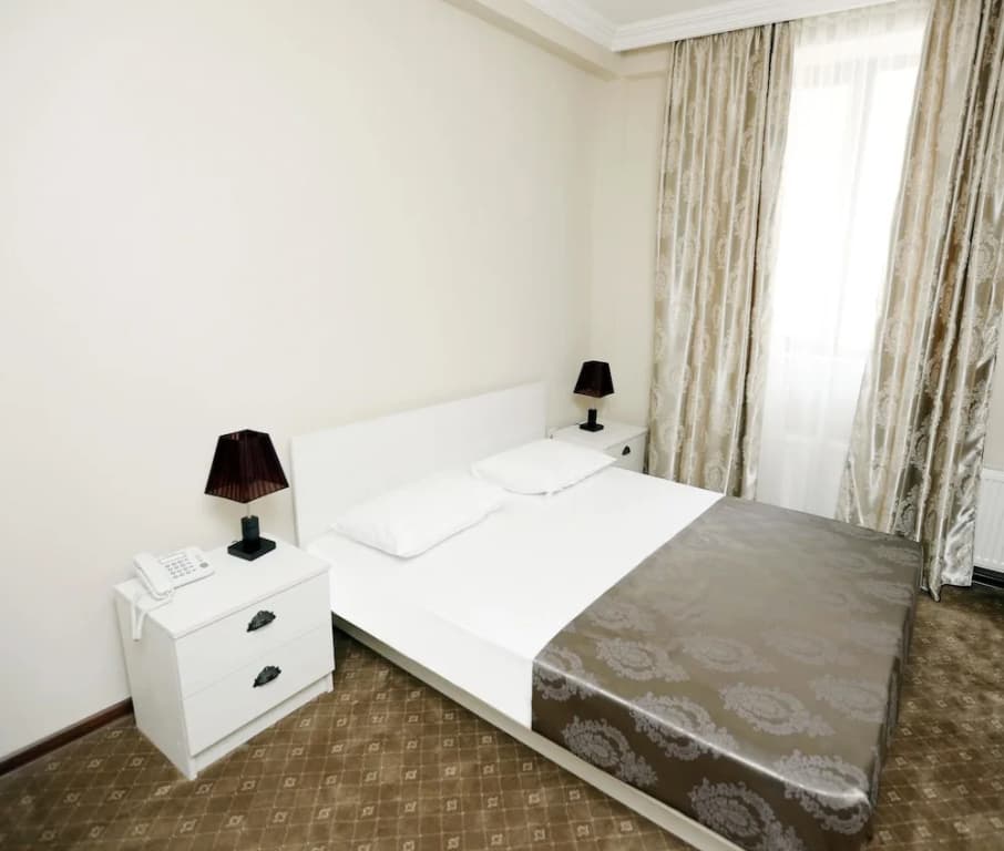 Hotel GNG - photo 2